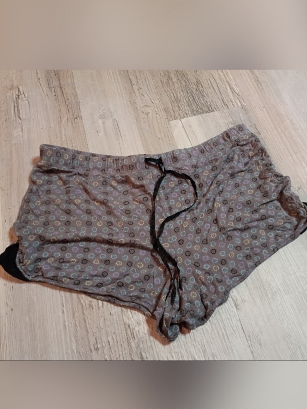 Women’s Sleep Shorts - Gray with Pattern